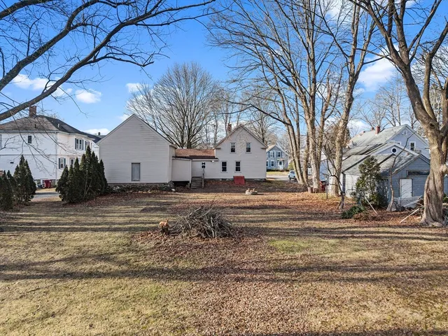 $399,900 | 15 Pearl Street, Middleboro, MA 02346