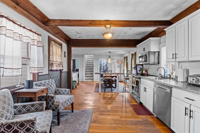 $399,900 | 15 Pearl Street, Middleboro, MA 02346