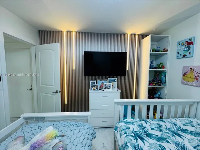 $4,000 | 11761 Northwest 12th Street, Pembroke Pines, FL 33026