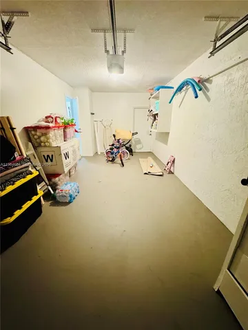 $4,000 | 11761 Northwest 12th Street, Pembroke Pines, FL 33026