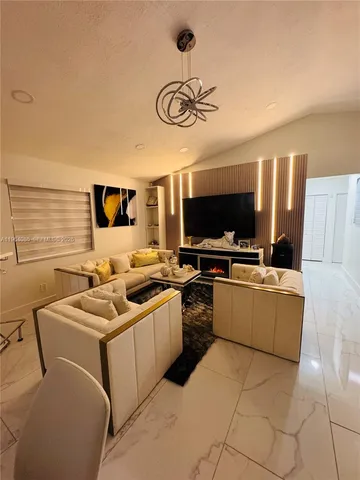 $4,000 | 11761 Northwest 12th Street, Pembroke Pines, FL 33026