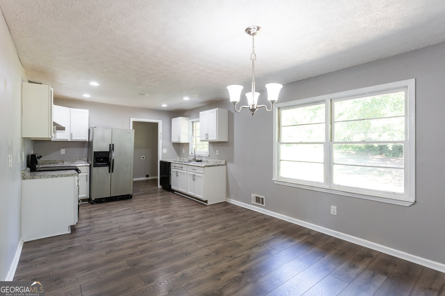 908 East Marable Street Monroe, GA 30656 - Photo 6 of 26