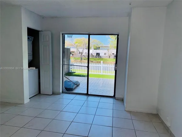 $2,900 | 6970 Southwest 110th Place, Miami, FL 33173