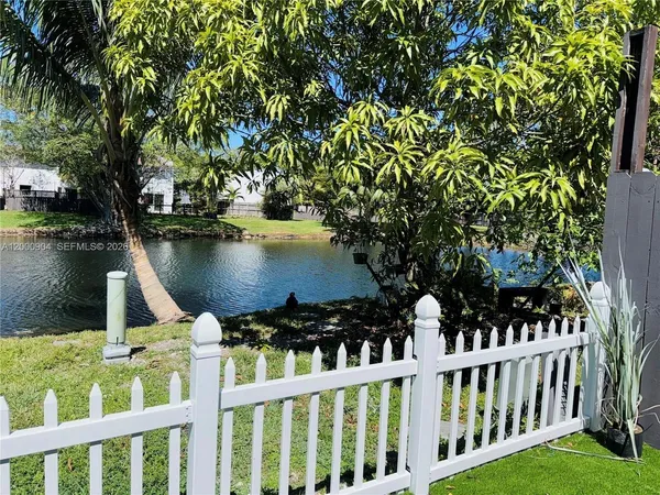 $2,900 | 6970 Southwest 110th Place, Miami, FL 33173