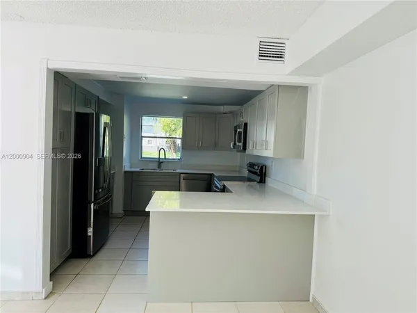 $2,900 | 6970 Southwest 110th Place, Miami, FL 33173