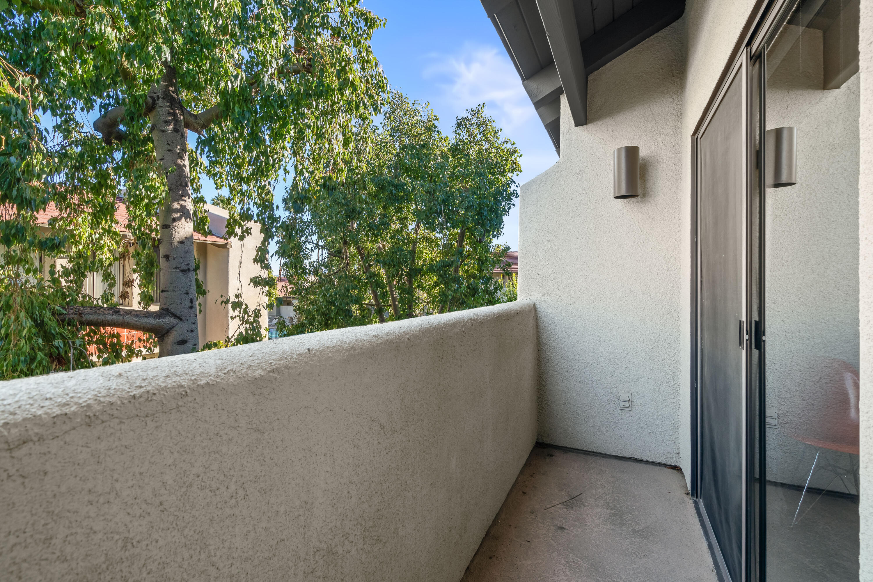1150 East Amado Road, Unit 18B2 Palm Springs, CA 92262 - Photo 22 of 33 IMG-22