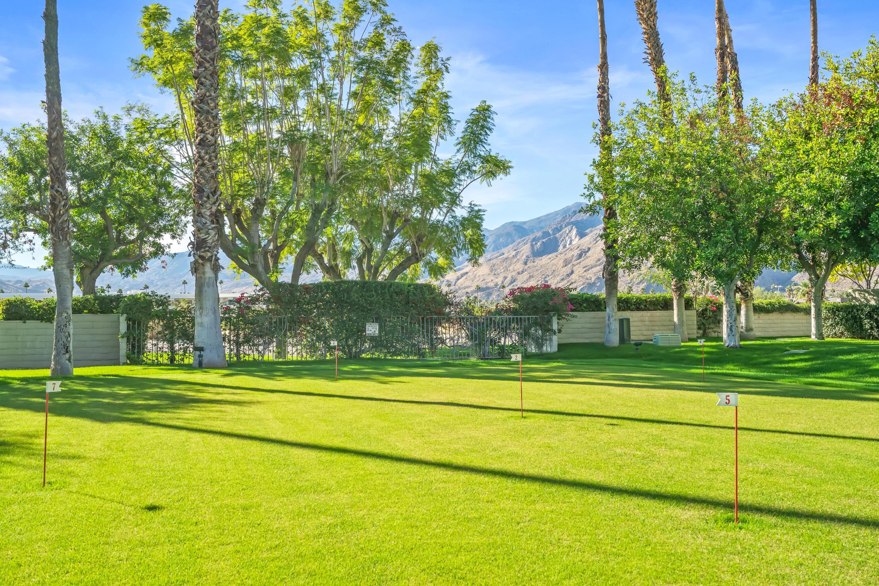 1150 East Amado Road, Unit 18B2 Palm Springs, CA 92262 - Photo 26 of 33 IMG-26