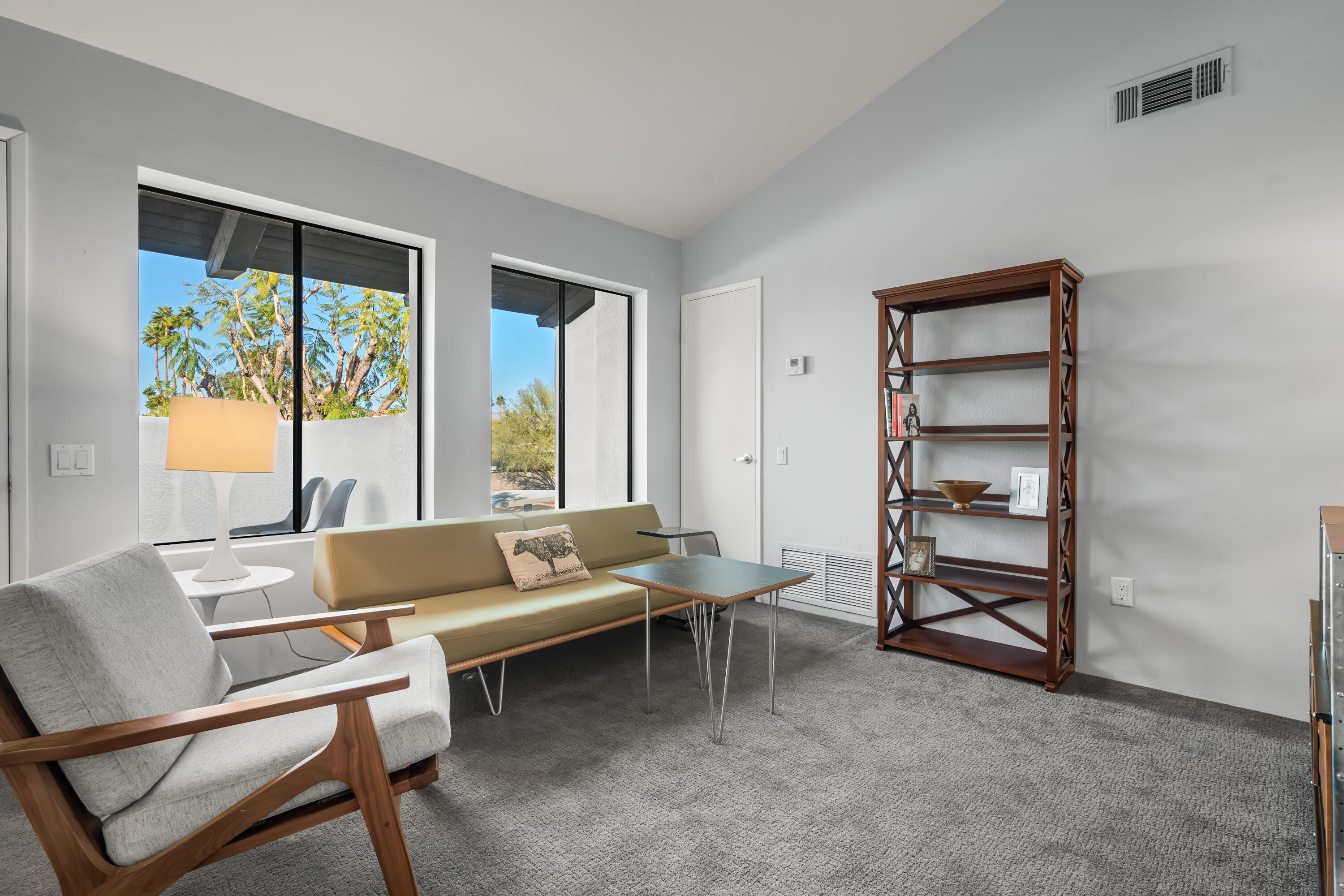 1150 East Amado Road, Unit 18B2 Palm Springs, CA 92262 - Photo 7 of 33 IMG-7