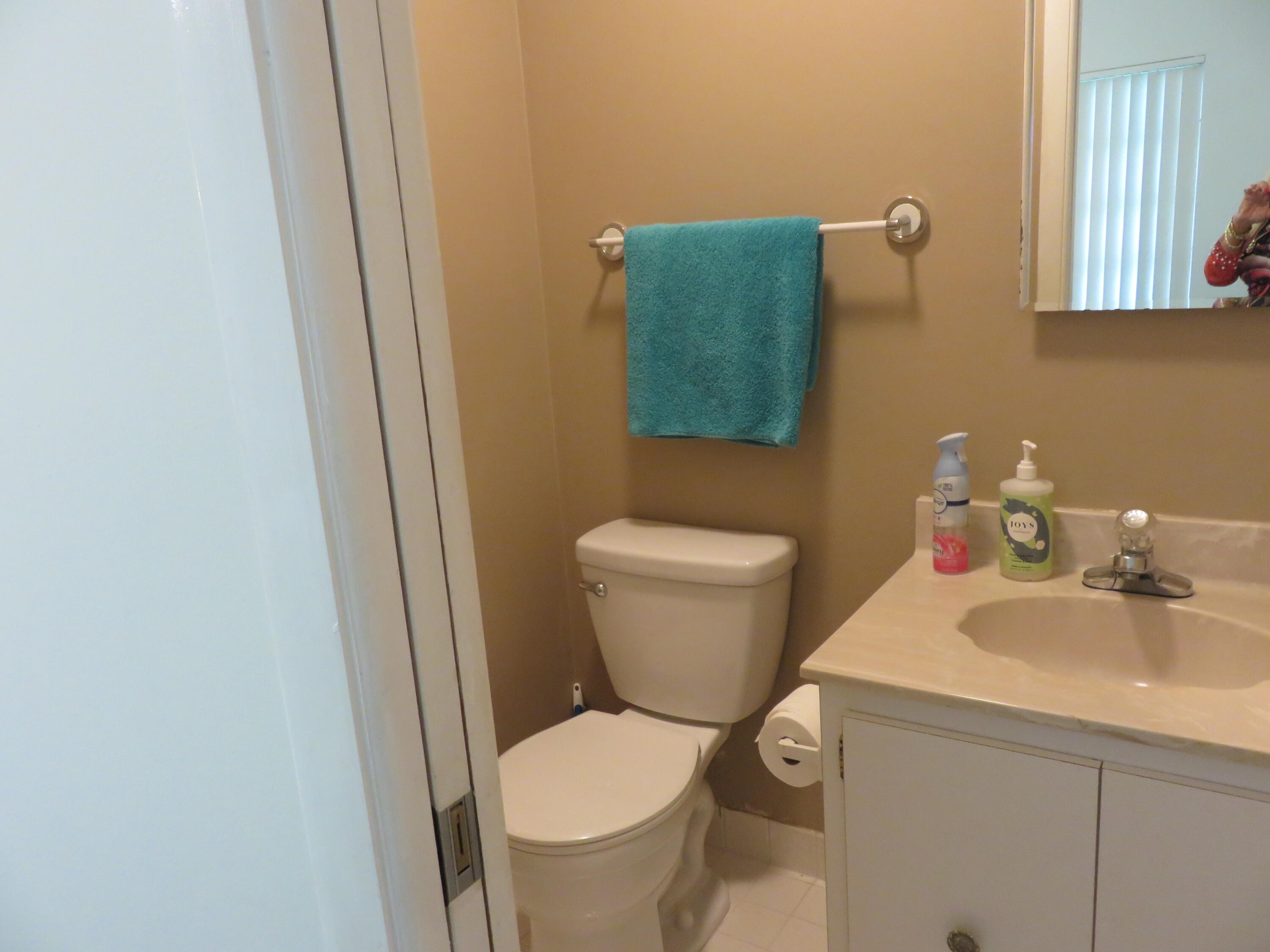 8710 Chevy Chase Drive Boca Raton, FL 33433 - Photo 8 of 10 7323E96F-E166-4731-9BCD-BBC373AA6A73