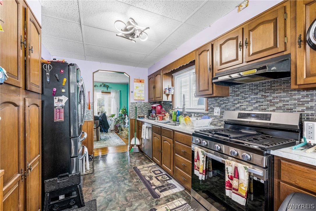 96 Straley Avenue Cheektowaga, NY 14211 - Photo 14 of 41
