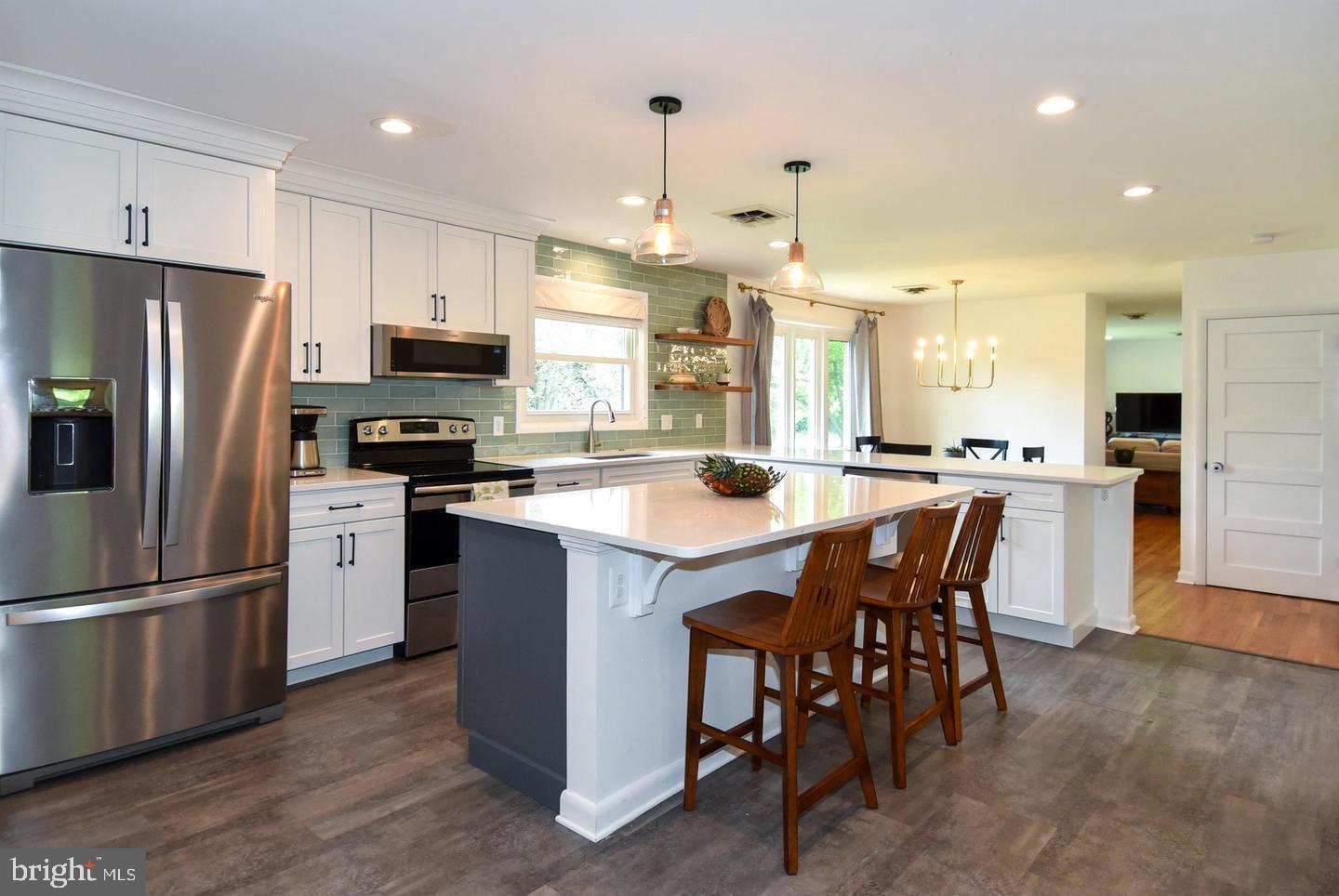 2 Cinnamon Fern Road Round Hill, VA 20141 - Photo 6 of 38 Gallery Image 6