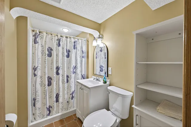 $359,000 | 1229 44th Avenue Northeast, Columbia Heights, MN 55421