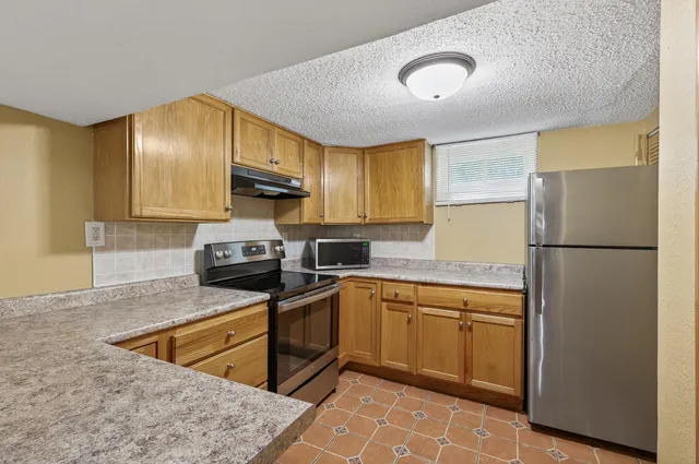 $359,000 | 1229 44th Avenue Northeast, Columbia Heights, MN 55421