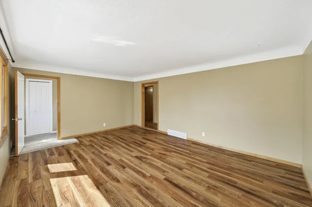 $359,000 | 1229 44th Avenue Northeast, Columbia Heights, MN 55421