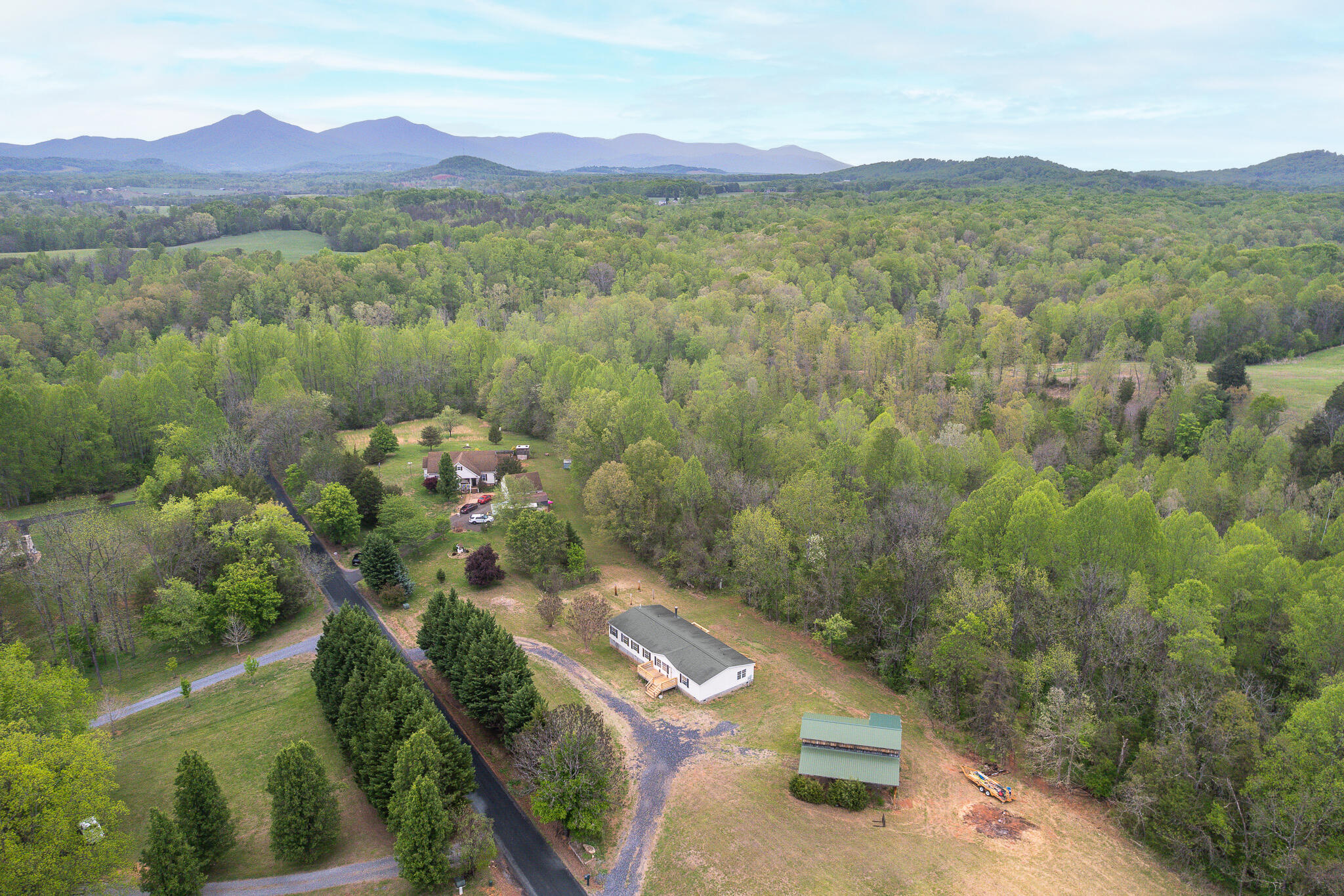 5110 Wheatland Road Bedford, VA 24523 - Photo 6 of 50 6