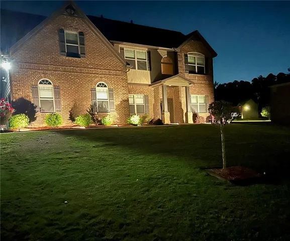 $495,000 | 110 Broadwater Drive, Fayetteville, GA 30214