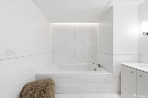 $1,778,000 | 875 California Street, Unit 407, San Francisco, CA 94108