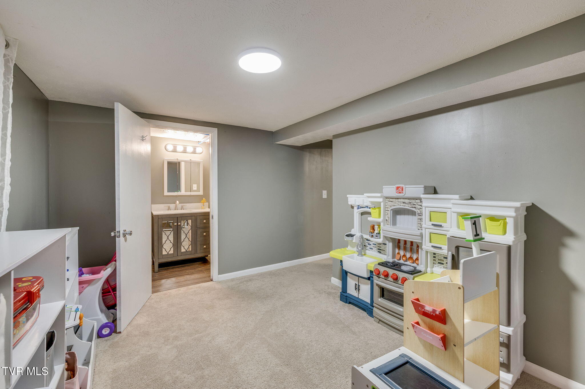 808 Liberty Church Road Kingsport, TN 37663 - Photo 31 of 45 031