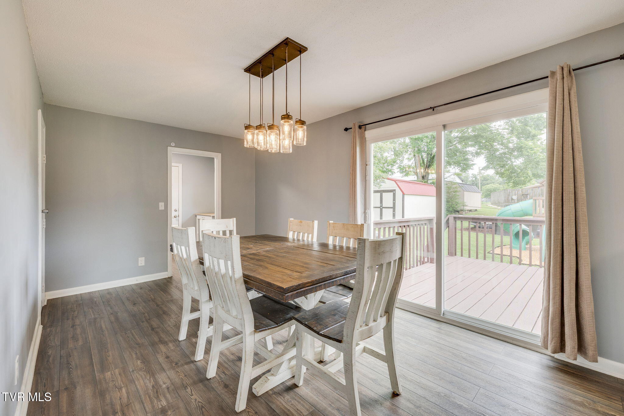 808 Liberty Church Road Kingsport, TN 37663 - Photo 8 of 45 008