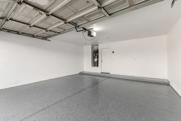 $2,045 | 8821 West Loma Lane, Peoria, AZ 85345