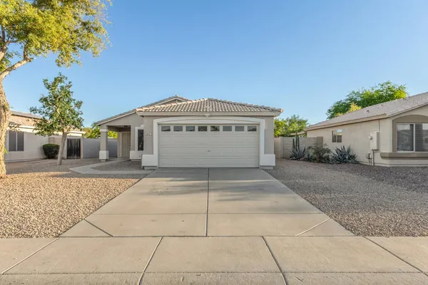 $2,195 | 8821 West Loma Lane, Peoria, AZ 85345