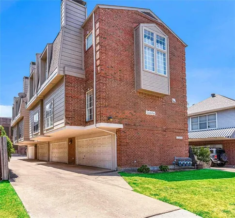 $4,300 | 3327 Rosedale Avenue, Unit B, University Park, TX 75205