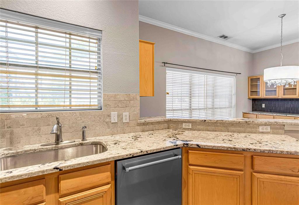 3327 Rosedale Avenue, Unit B University Park, TX 75205 - Photo 10 of 20