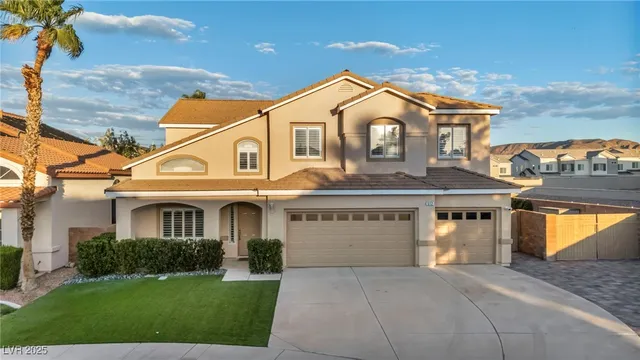 $825,000 | 512 1st Light Street, Henderson, NV 89052