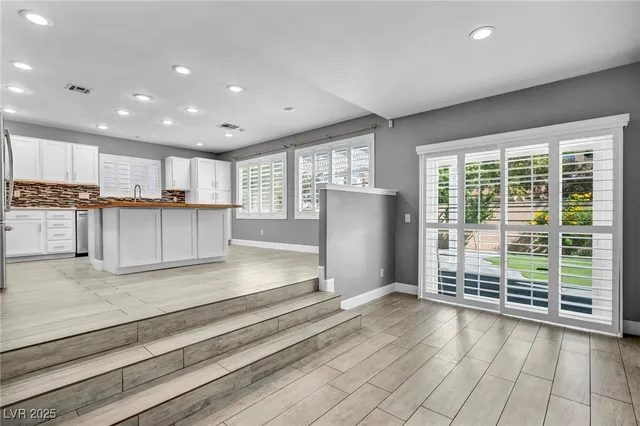 $825,000 | 512 1st Light Street, Henderson, NV 89052