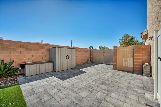 $825,000 | 512 1st Light Street, Henderson, NV 89052