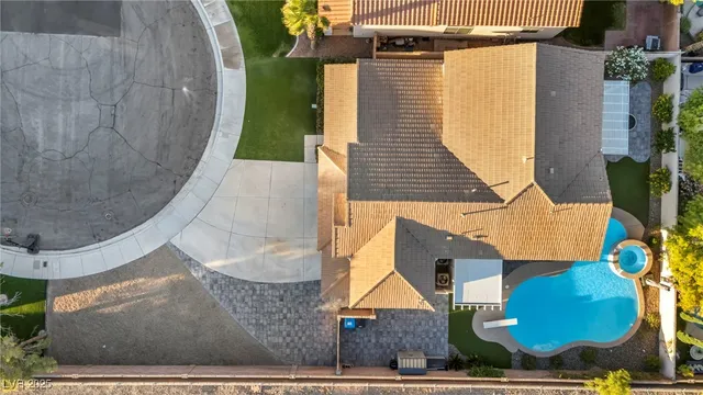 $825,000 | 512 1st Light Street, Henderson, NV 89052