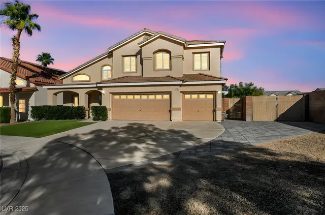 $825,000 | 512 1st Light Street, Henderson, NV 89052