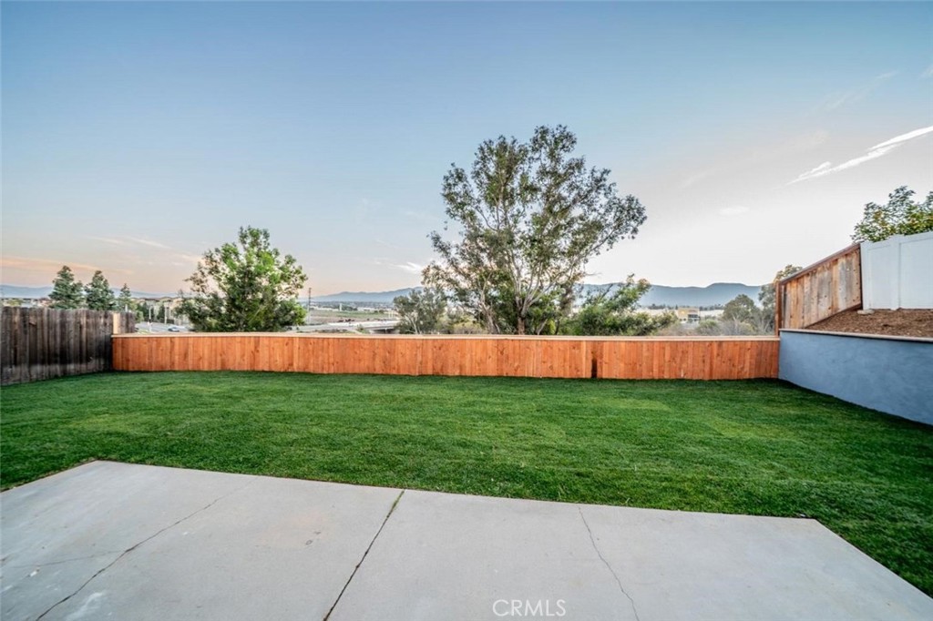 1118 Fallbrook Drive Corona, CA 92878 - Photo 25 of 30 a view of a backyard