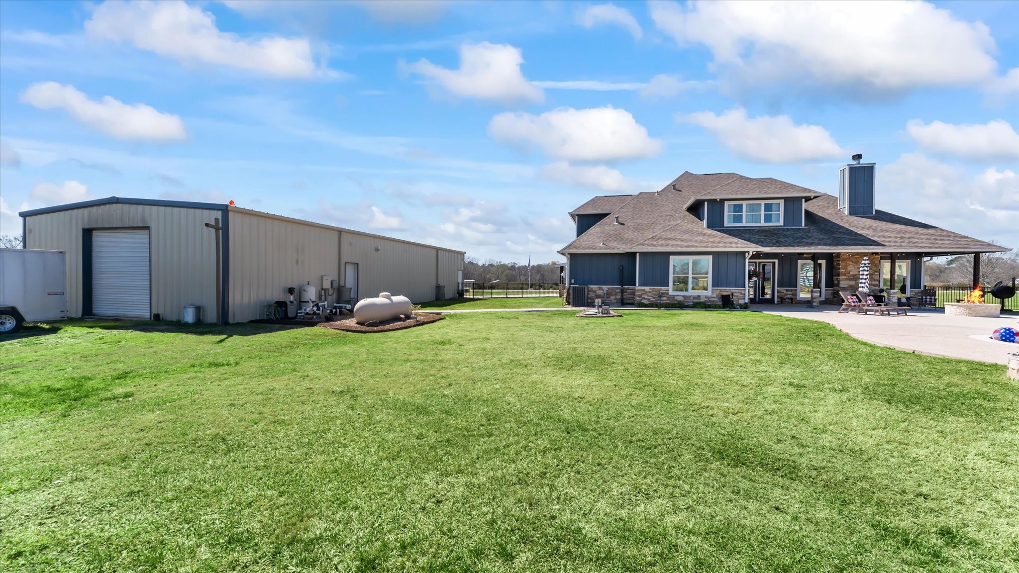 24 Longhorn Loop New Waverly, TX 77358 - Photo 41 of 45 a front view of a house with garden
