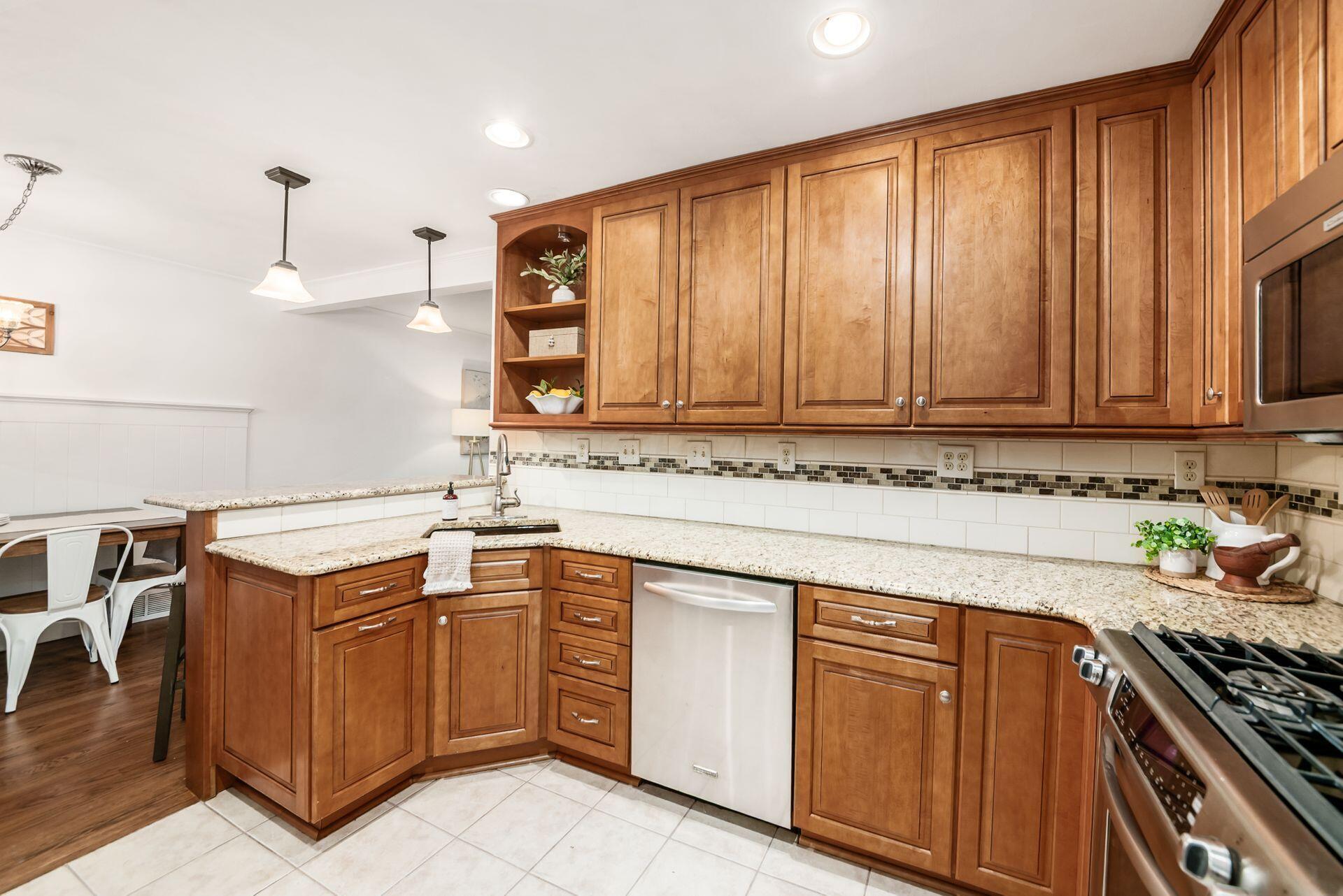 2228 Ridgeview Road Columbus, OH 43221 - Photo 12 of 51 Kitchen