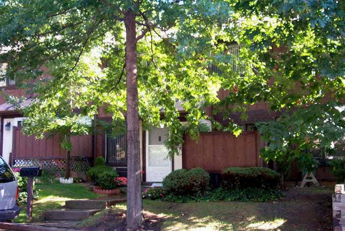 25 Rumson Road Staten Island, NY 10314 - Photo 1 of 1 Primary Photo