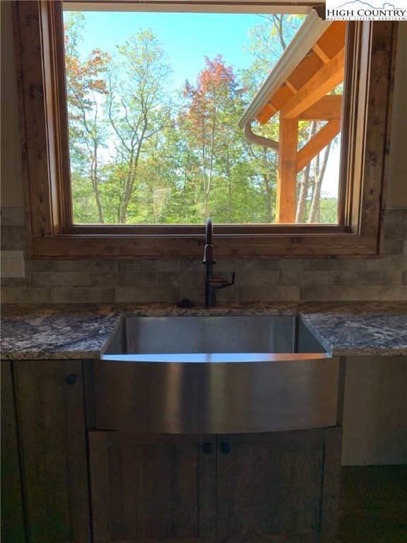 479 Rippling Waters Trail Banner Elk, NC 28604 - Photo 21 of 46