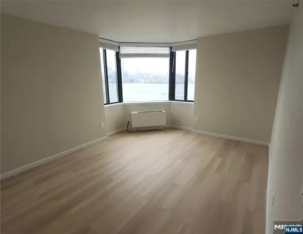$5,400 | 45 River Drive South, Unit 2914, Jersey City, NJ 07310