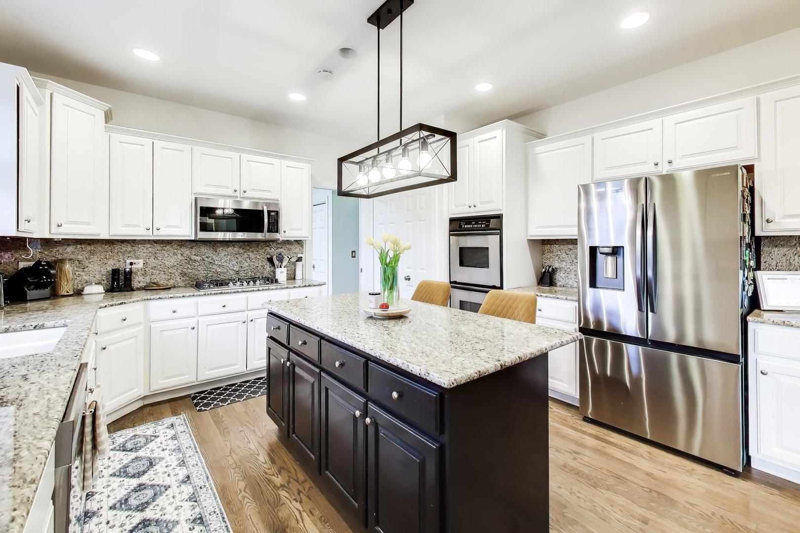 3507 Grassmere Road Naperville, IL 60564 - Photo 11 of 70