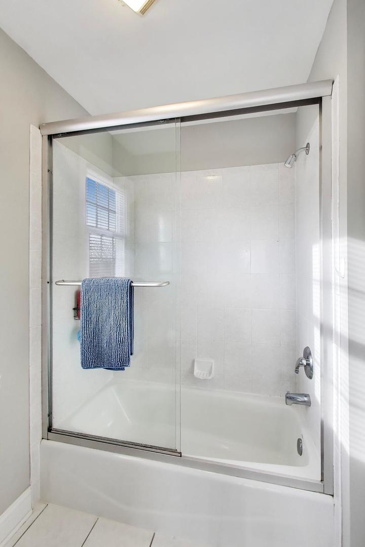 3507 Grassmere Road Naperville, IL 60564 - Photo 39 of 70