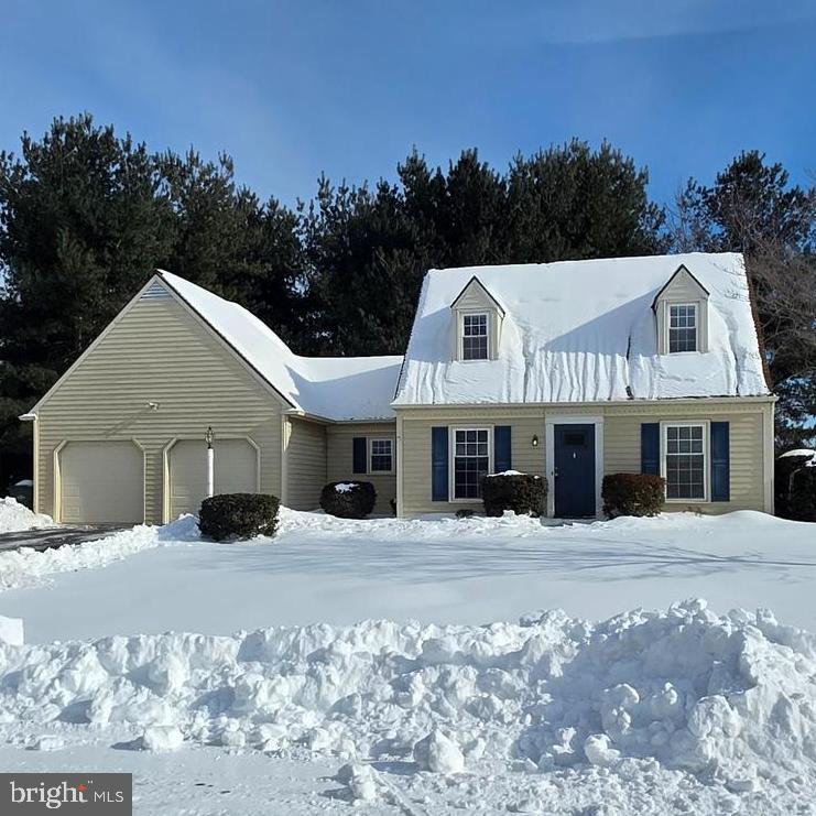 3213 Maplecrest Terrace Lancaster, PA 17601 - Photo 1 of 19 Front of home