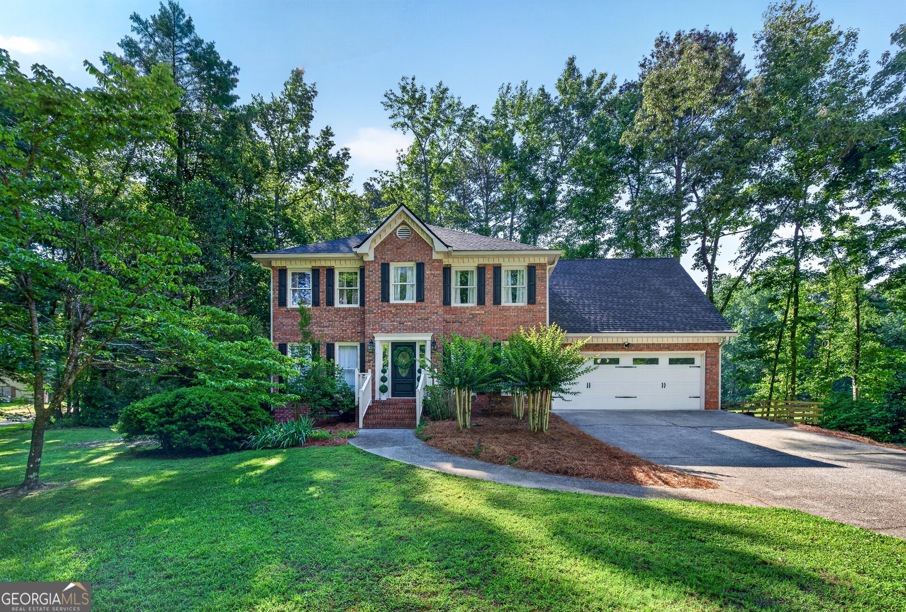 135 Crimson Ridge Tyrone, GA 30290 - Photo 2 of 50