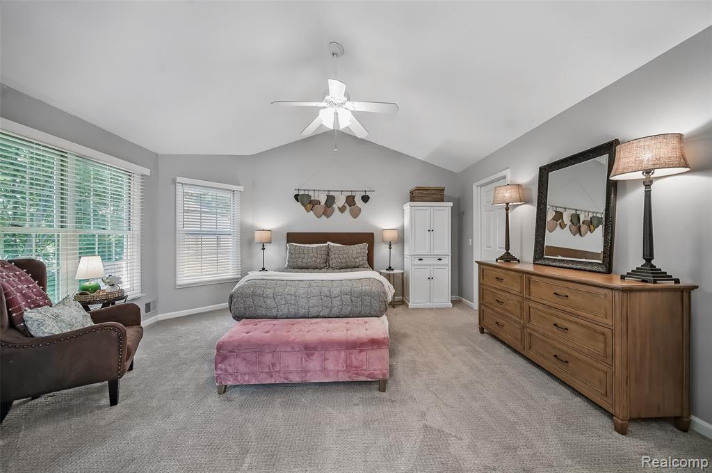 302 Drace Street Rochester, MI 48307 - Photo 15 of 38