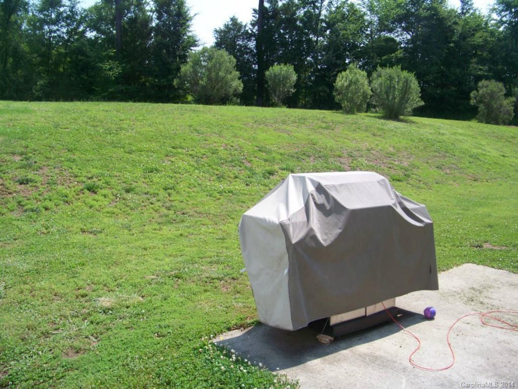 1935 Summit Ridge Lane Kannapolis, NC 28083 - Photo 2 of 15 Gallery Image 2