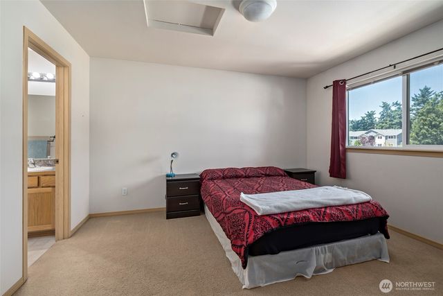 $314,900 | 1700 Southwest Mulberry Place, Unit A204, Oak Harbor, WA 98277