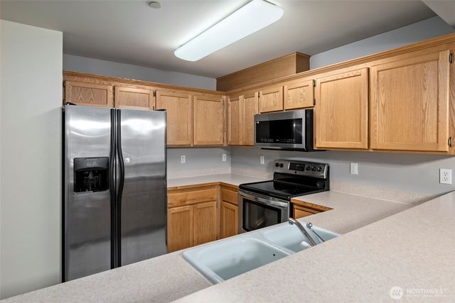 $314,900 | 1700 Southwest Mulberry Place, Unit A204, Oak Harbor, WA 98277