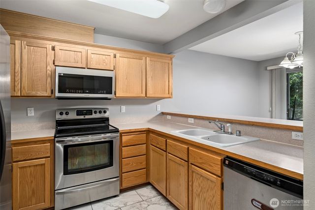 $314,900 | 1700 Southwest Mulberry Place, Unit A204, Oak Harbor, WA 98277