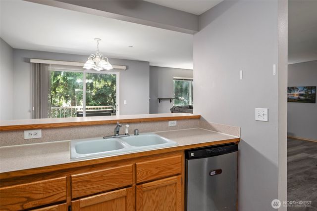 $314,900 | 1700 Southwest Mulberry Place, Unit A204, Oak Harbor, WA 98277