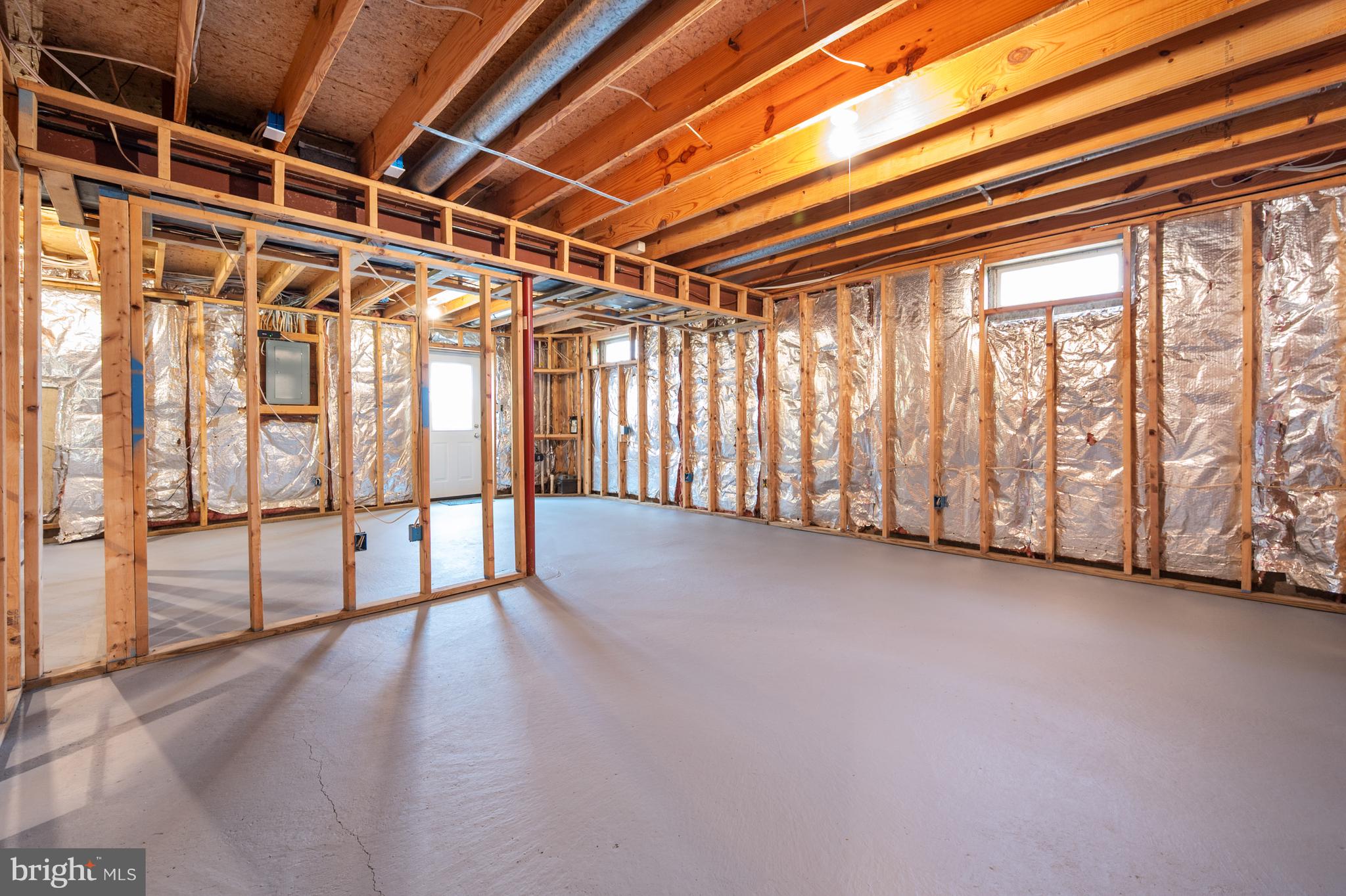4417 Cub Run Road Chantilly, VA 20151 - Photo 33 of 57 a view of an empty room with a window