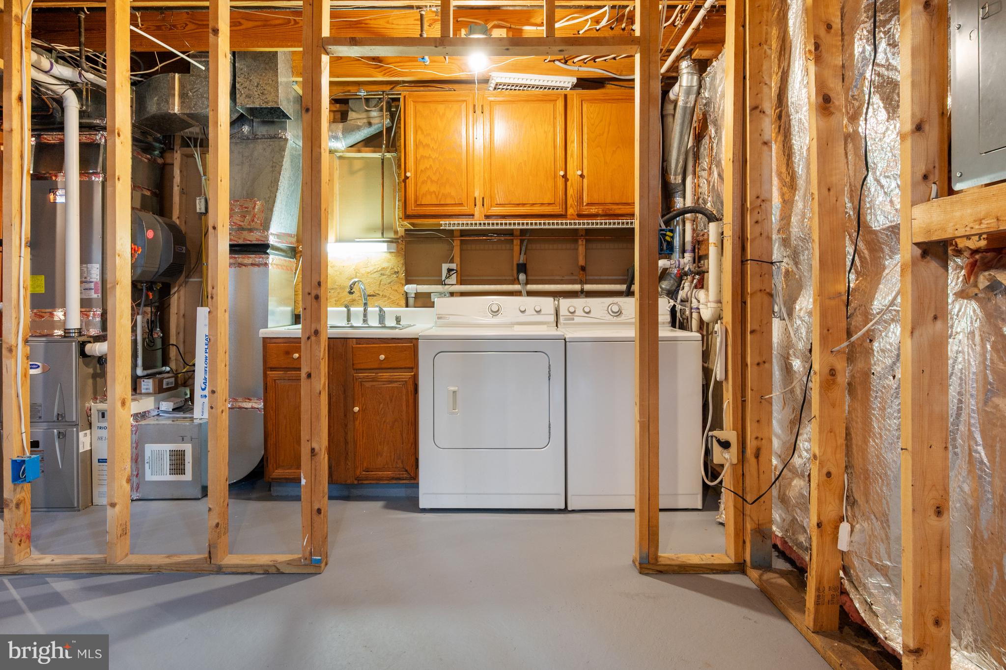 4417 Cub Run Road Chantilly, VA 20151 - Photo 35 of 57 a view of utility room and utility room